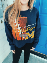 Load image into Gallery viewer, Vintage Michigan Sweatshirt